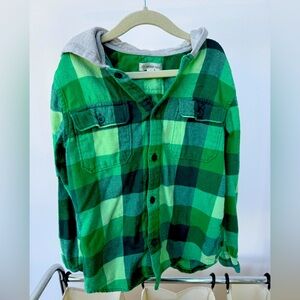 Tucker and Tate boys lightweight shacket size 6